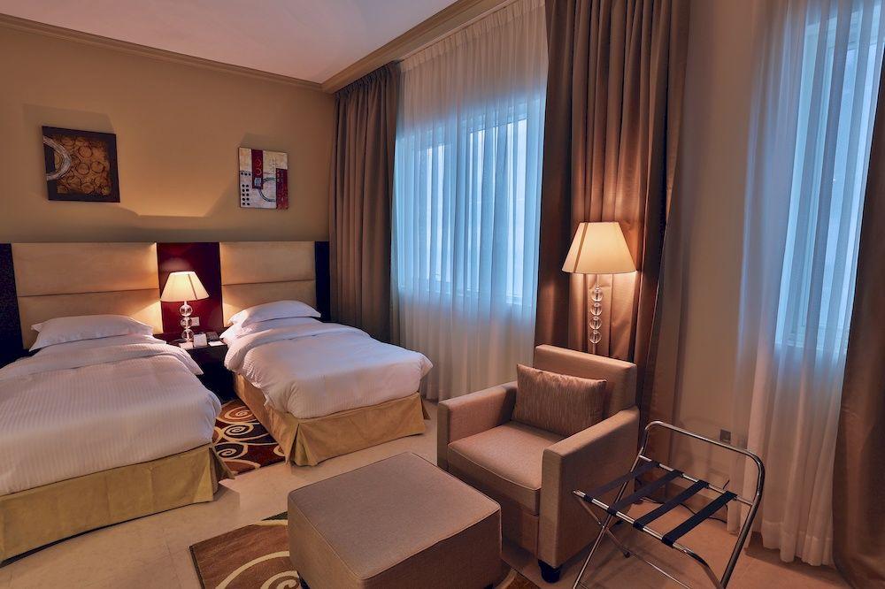 Tower Hotel Apartments Abu Dhabi Bagian luar foto