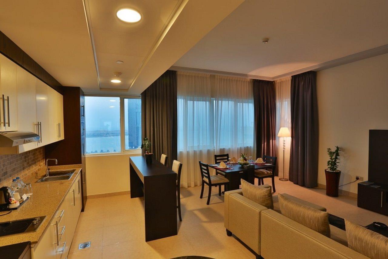 Tower Hotel Apartments Abu Dhabi Bagian luar foto